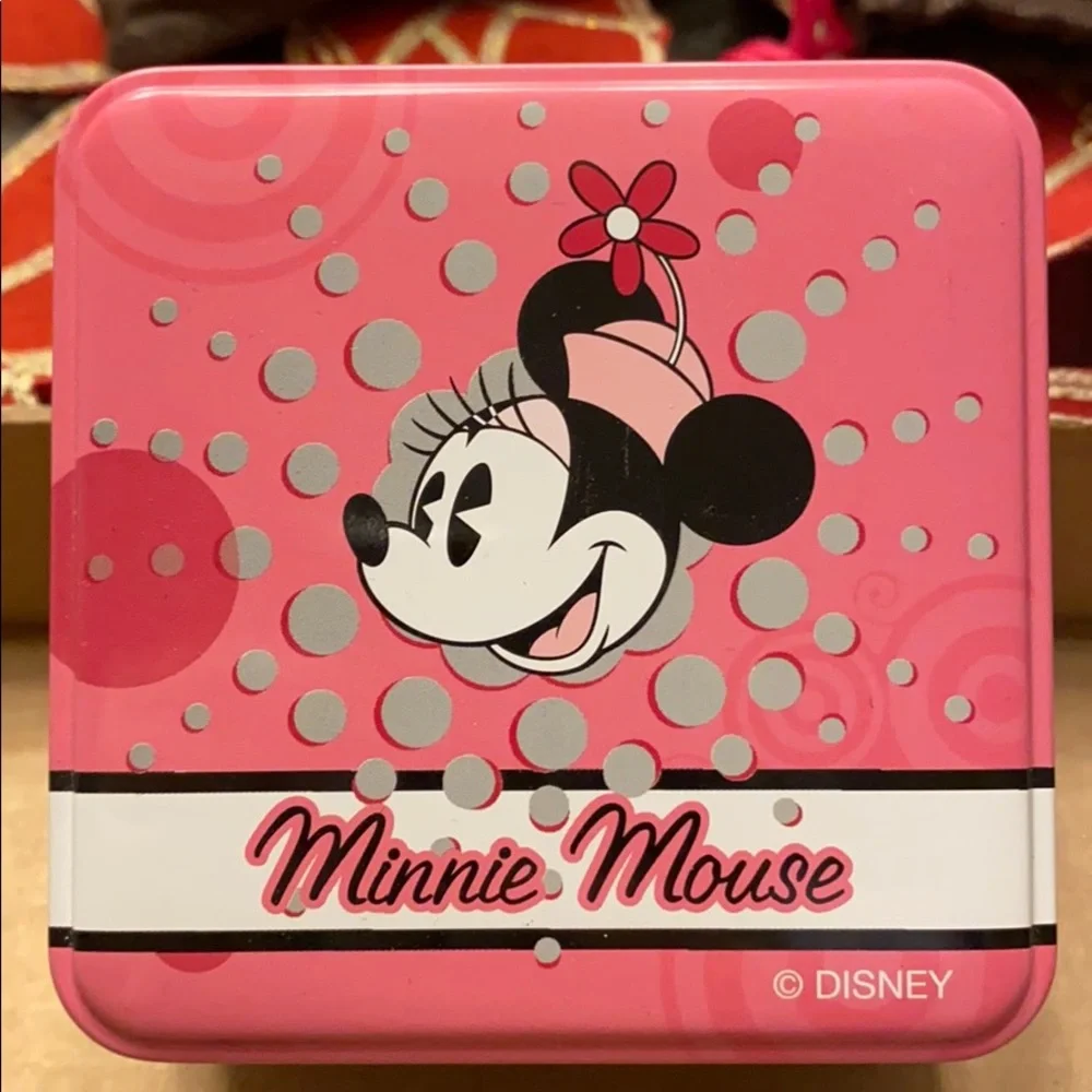 Minnie Mouse Charm Watch